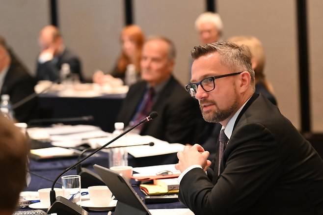 마르틴 둘리히 작센주 경제·노동부 장관(오른쪽 첫번째) 등 자문회의 참석한 독일측 인사들 ※ 통일부 제공. 무단 사용 금지