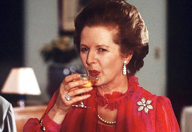 영국의 첫 여성 총리인 마거릿 대처. 1983년. /데일리메일