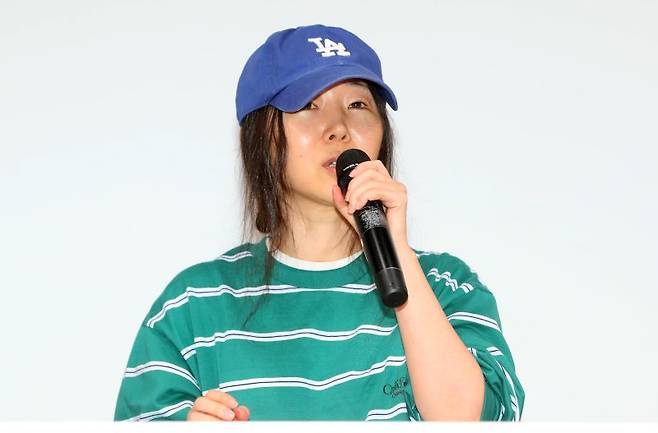 민희진 어도어 대표가 지난달 25일 오후 서울 강남구 한국컨퍼런스센터에서 열린 긴급 기자회견에서 입장을 말하고 있다. 사진=뉴시스