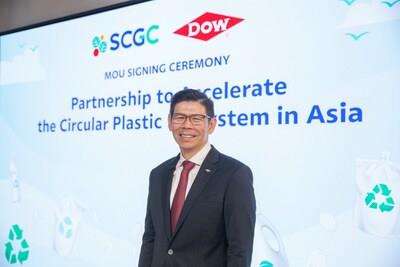 Bambang Candra, APAC commercial vice president, Packaging & Specialty Plastics, Dow at MOU signing.