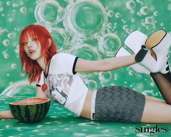 (여자)아이들 우기. 싱글즈 제공.