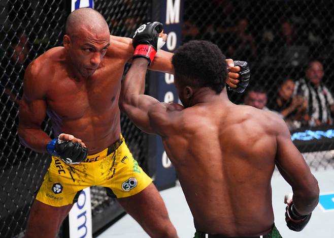 에드손 바르보자. 사진=UFC