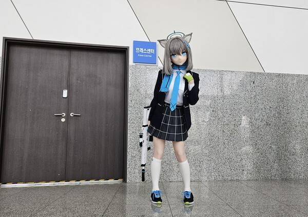 - 캐릭터 탈(?)을 활용한 코스튬 플레이도 있었다