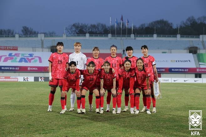 사진은 지난 4월 신세계 이마트 초청 여자축구 국가대표 친선경기 필리핀전 당시 여자대표팀. 사진=대한축구협회
