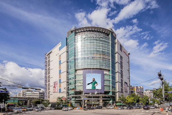 Lotte Department Store Nowon branch in Seoul