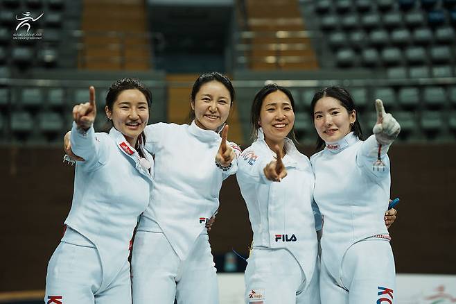 [서울=뉴시스]한국 펜싱 여자 에페 대표팀. (사진=국제펜싱연맹 소셜네트워크서비스 캡처) 2024.05.20. photo@newsis.com *재판매 및 DB 금지