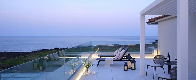 해비치리조트 제주의 주니어 스위트 테라스 객실. [해비치리조트 제공]