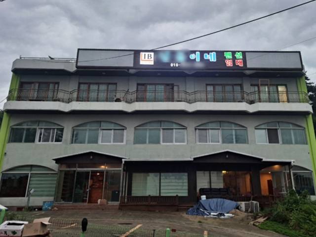 ▲김상욱 일당이 '작업'하던 태안에 위치한 펜션. 이러한 '작업 물건'은 전국에 분포돼 있다. ⓒ셜록