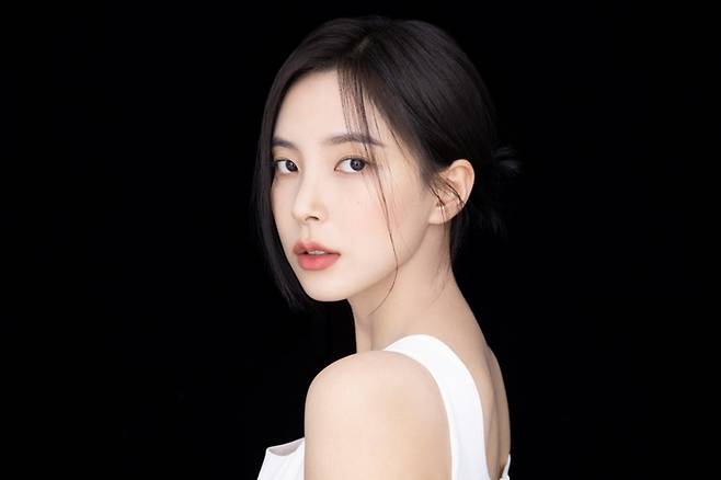 배우 신수현. 써브라임