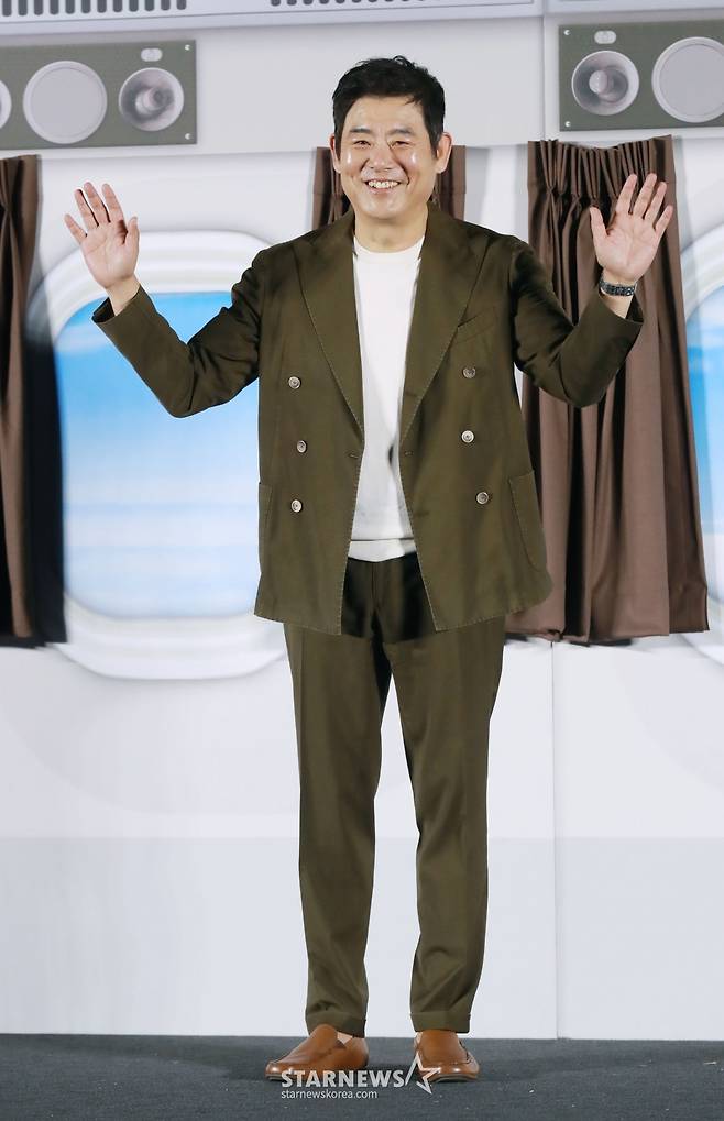 성동일 '하이재킹, 믿고 보세요'[★포토]
