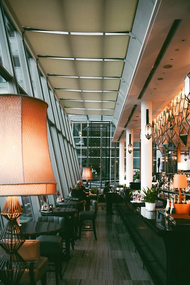 애프터눈티로 유명한 '랜딩포인트'