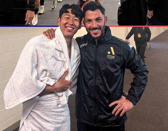 손흥민이 21일(한국시간) 호주 멜버른에 있는 멜버른 크리켓 스타디움에서 진행된 토트넘 홋스퍼의 오픈 트레이닝 행사를 앞두고 전 소속팀 함부르크 동료 톨가이 아슬란(33)과 재회했다. 토트넘은 오는 22일 오후 6시 45분 이곳에서 뉴캐슬 유나이티드와 시즌 종료 후 친선 경기를 갖는다. 손흥민은 이날 오픈 트레이닝 이후 함부르크 시절 절친 아슬란과 포옹했다. 호주 A리그