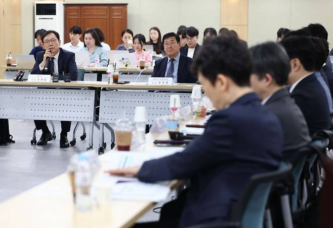 23일 오후 서울 한국부동산원 서울강남지사에서 열린 '전세사기특별법' 개정안에 대한 종합토론회에서 김규철 국토교통부 주택토지실장이 발언하고 있다. [사진출처=연합뉴스]