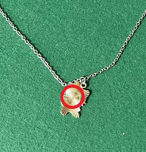 알리익스프레스에서 판매 중인 어린이용 목걸이에서 안전성 검사 결과 부적합 판정을 받은 부위. [사진 서울시]