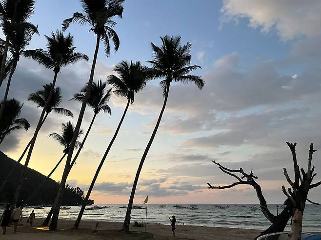 호텔 앞 사방 해변. 이혜원 동아닷컴 기자 hyewon@donga.com