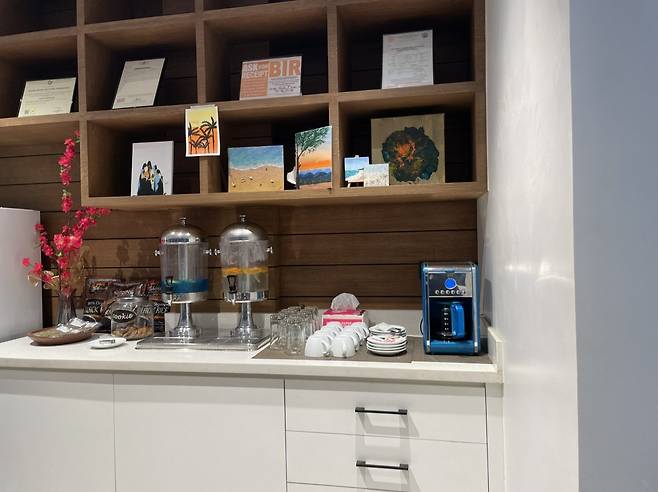 ‘시티 라운지’에 간식이 갖춰져 있다. 이혜원 동아닷컴 기자 hyewon@donga.com