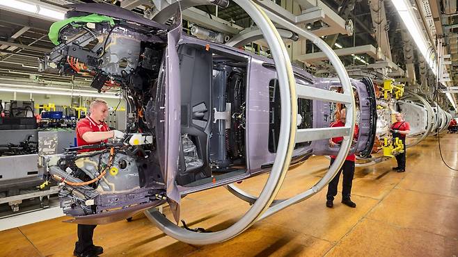 Porsche's manufacturing plant in Leipzig, Germany (Porsche)