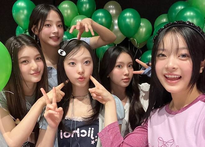 걸그룹 뉴진스 인스타그램 캡처