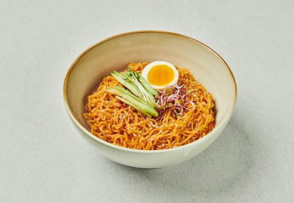 비빔면 자료 이미지. 아이클릭아트