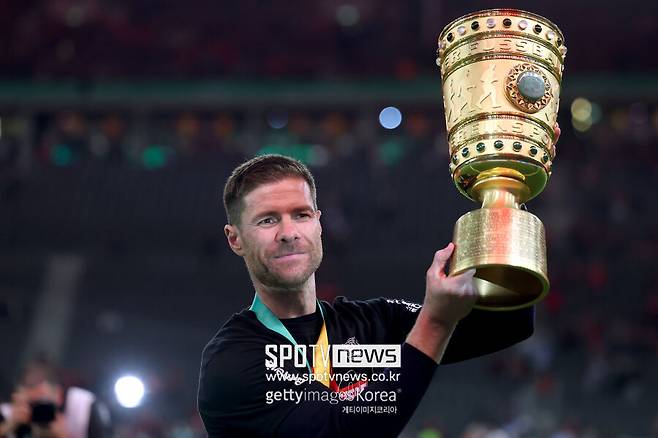 ▲ 레버쿠젠의 알론소 감독