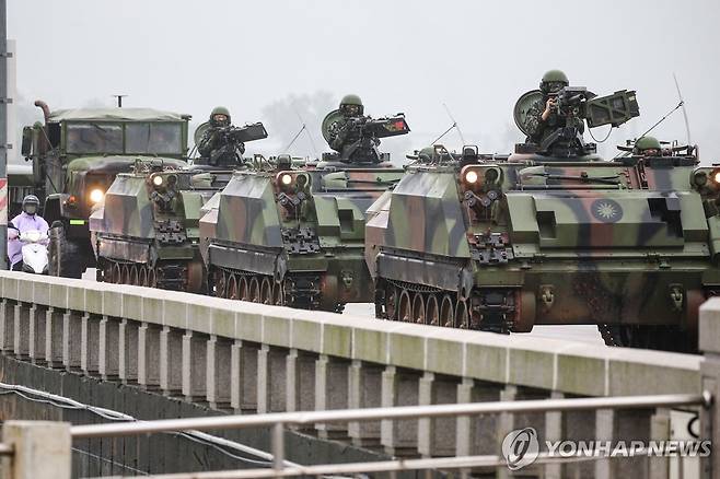 대만군의 장갑차 [AFP 연합뉴스 자료사진. 재판매 및 DB 금지]