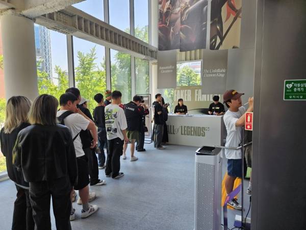 - 페이커를 향한 팬심을 확인할 수 있는 '팬 테스트'