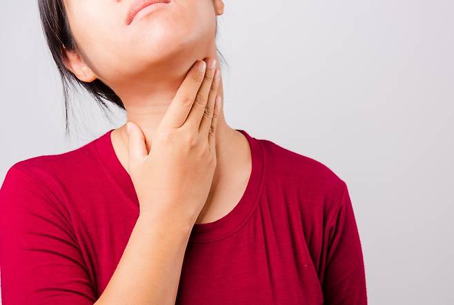 액세서리를 착용했을 때 피부 이상 반응이 나타난다면 '금속 알레르기'가 있을 확률이 높다./사진=클립아트코리아