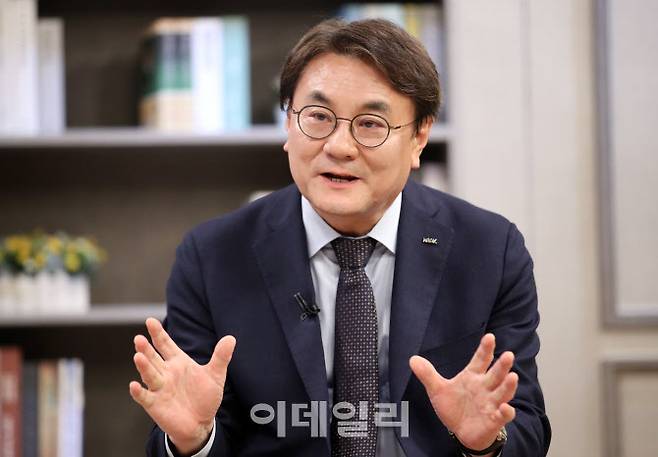 이우영 한국산업인력공단 이사장이 지난 20일 서울 중구 통일로 KG타워에서 이데일리·이데일리TV와 인터뷰를 하고 있다.(사진=이데일리 노진환 기자)