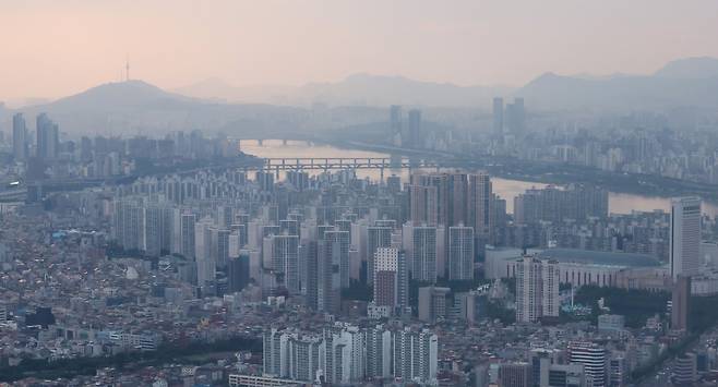 서울 강남구, 송파구 등 서울시내 아파트 단지 전경. /연합뉴스