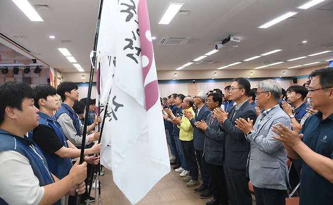 [거창=뉴시스] 거창군청 전공노 거창군지부 11기 출범식 *재판매 및 DB 금지 *재판매 및 DB 금지