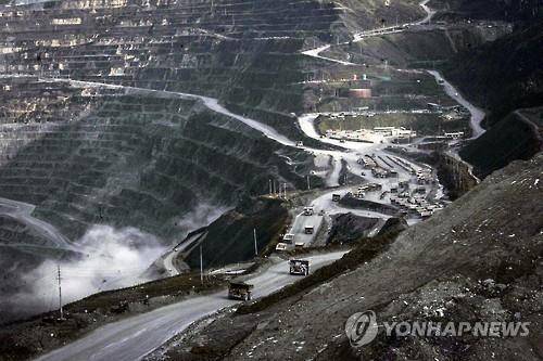 인도네시아 구리 광산 인도네시아 파푸아에 있는 프리포트 맥모란의 그라스버그 구리 광산 모습
[EPA 연합뉴스 자료사진]