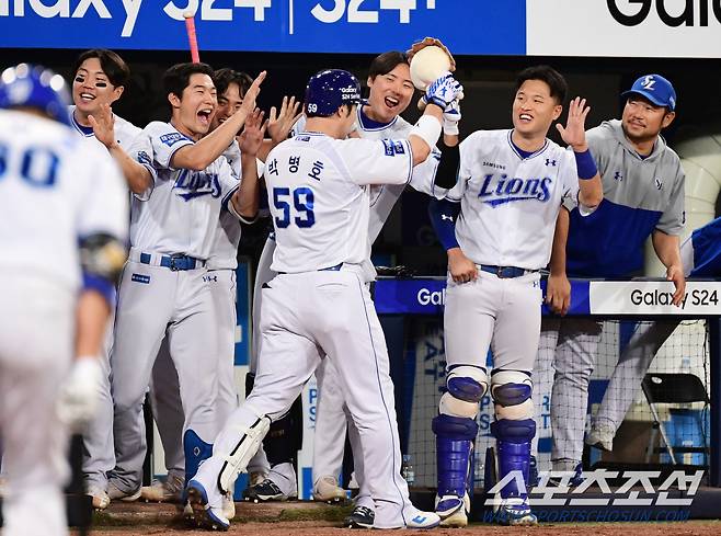 31일 대구 삼성라이온즈파크에서 열린 삼성과 한화의 경기. 6회 한화 김범수를 상대로 역전 3점 홈런을 날린 박병호. 대구=송정헌 기자songs@sportschosun.com/2024.05.31/