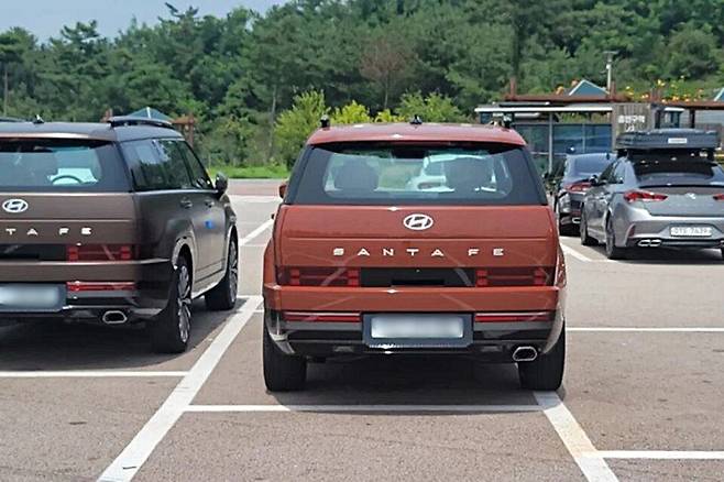 사진 : 현대차 싼타페 풀체인지 뒷모습