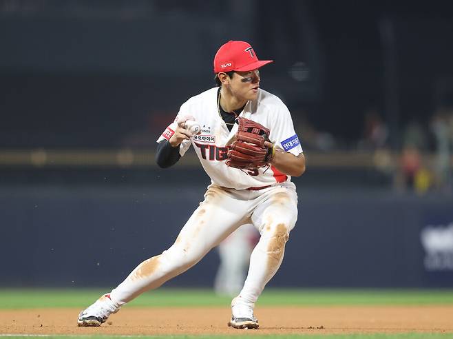 ▲ 공격은 물론 수비적인 측면에서도 많은 노력을 기울이고 있는 김도영 ⓒKIA타이거즈