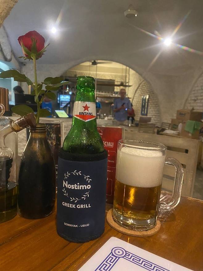 발리 여행자의 필수품 빈땅 맥주.