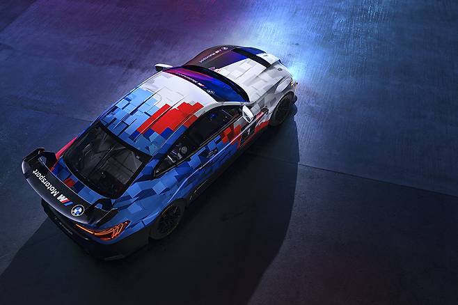 BMW M 모터스포츠 M4 GT4 에보