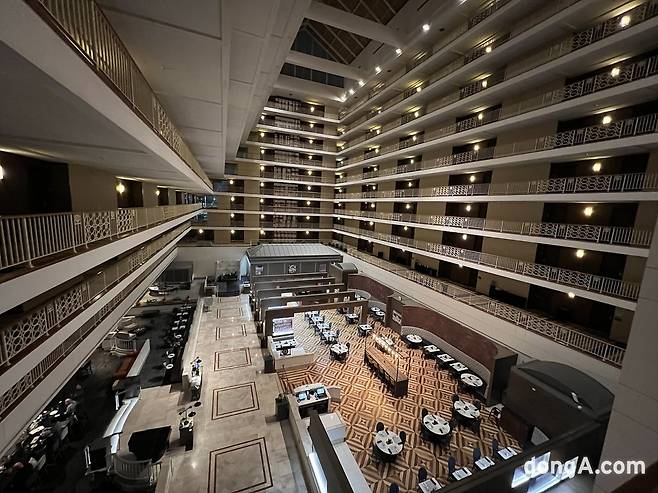 르네상스콘코스 에어포트호텔