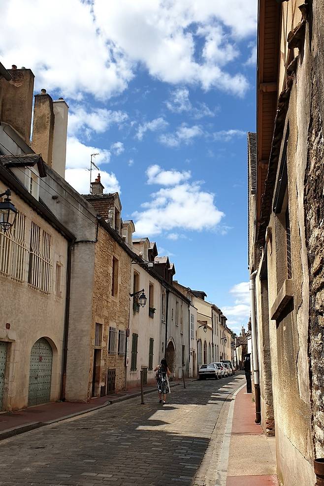 본 거리. 최현태 기자