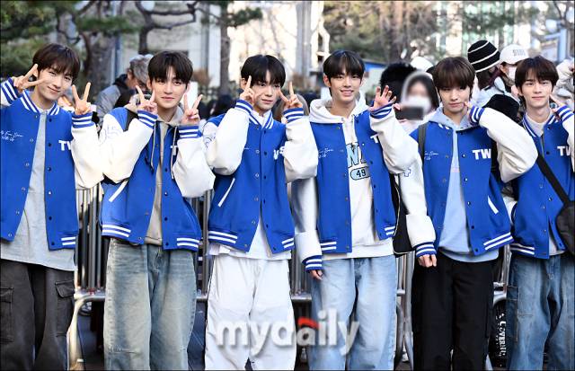 투어스-아이유-(여자)아이들 / 마이데일리 사진DB