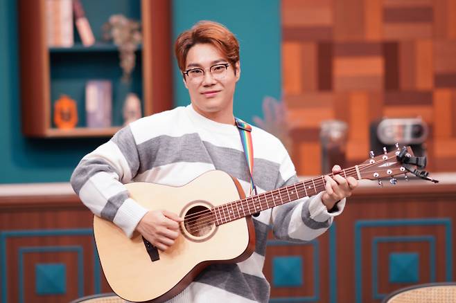 최근 유서 추정글을 쓰고 다시 변제를 위해 노력하겠다며 다짐한 작곡비 사기 및 성추행 의혹에 휩싸인 방송인 겸 작곡가 유재환이 "코인으로 10억원을 잃었다"고 밝혔다. /사진=MBC에브리원 제공