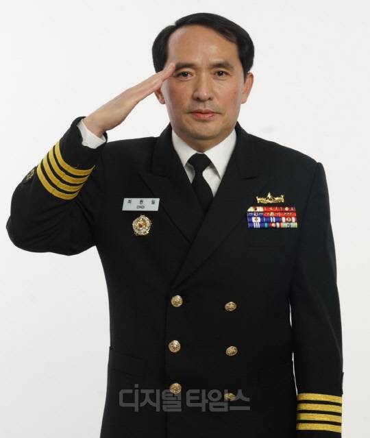 디지털타임스는 12일 서울 용산구에 위치한 호국보훈연구소 사무실에서 최원일 전 천안함장(326호국보훈연구소장·예비역 해군 대령)과 인터뷰를 진행했다. <디지털타임스 DB>