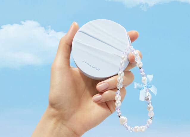 에이프릴스킨 시네X글로잉 매트 쿠션