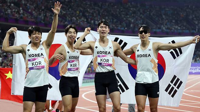 2022 항저우 아시안게임 남자 400ｍ 계주 결선에서 동메달을 차지한 김국영, 이정태, 고승환, 이재성