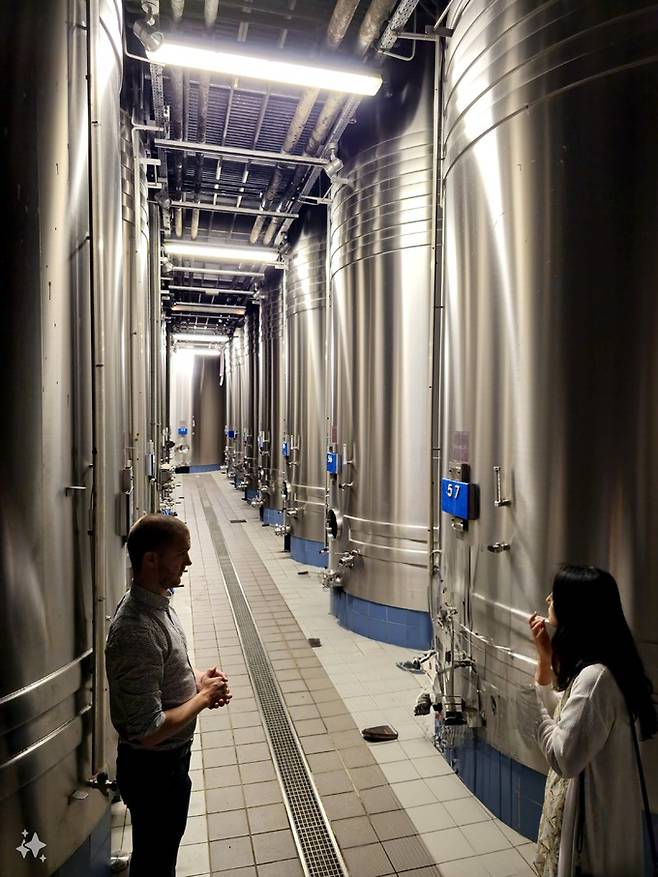 스틸 탱크. 최현태 기자