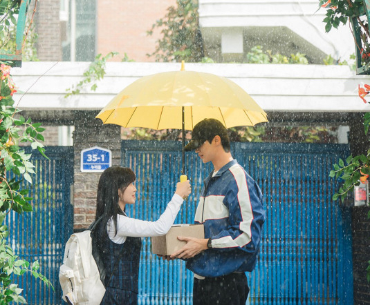 "Lovely Runner" (tvN)