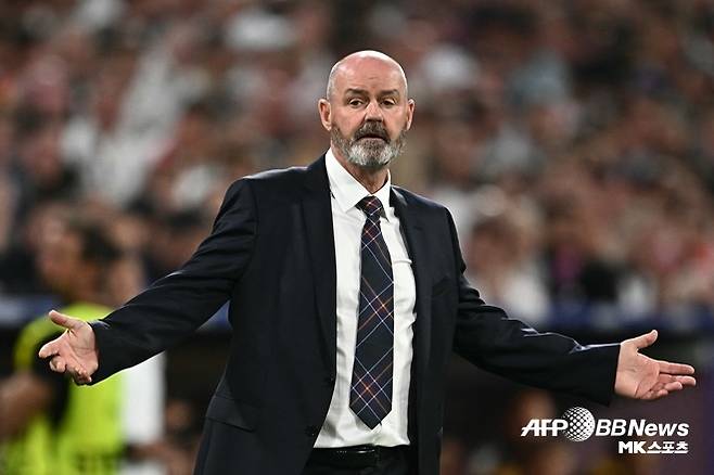 스코틀랜드 스티브 클라크 감독. 사진(독일 뮌헨)=ⓒAFPBBNews = News1