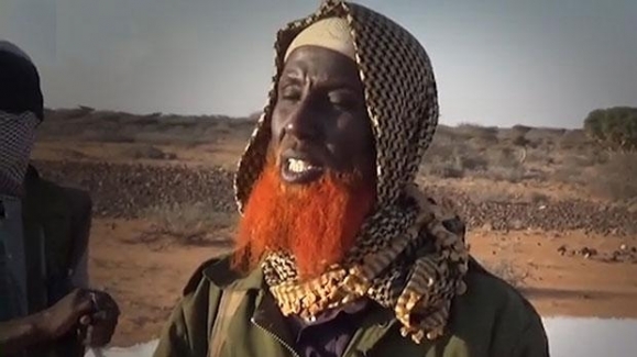 압둘카디르 무민은 미국 정부가 IS의 소말리아 계열 조직의 수장이라고 공개적으로 밝혀왔던 인물이다.