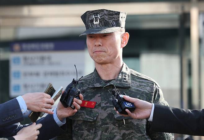 ‘채 상병 순직 사건’과 관련해 경찰에 출석한 임성근 전 해병대 제1사단장이 지난달 14일 아침 7시25분께 경북 경산시 경북경찰청 제1기동대에서 조사를 마치고 나왔다. 연합뉴스