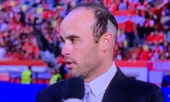 미국 레전드 랜던 도노반의 기괴한 헤어스타일. 사진출처=데일리 메일