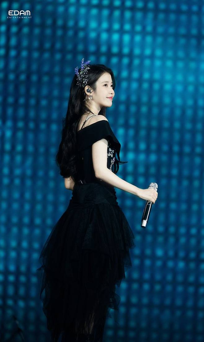 [서울=뉴시스] 아이유 쿠알라룸푸르 콘서트. (사진 = 이담엔터테인먼트 제공) 2024.06.10. photo@newsis.com *재판매 및 DB 금지